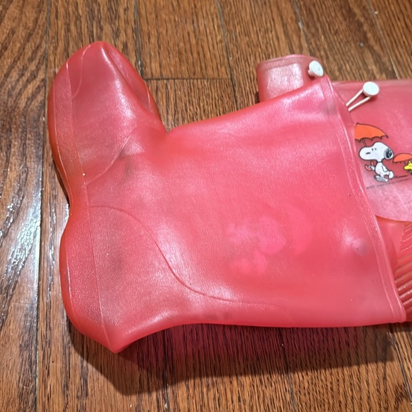 Snoopy Snoopers Rubber Galoshes Vintage 1965 Kids Boots SIZE 12 - Picture 2 of 9